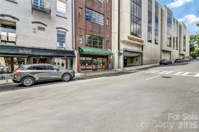 /international/us/35-patton-avenue-asheville-nc-110107205884/