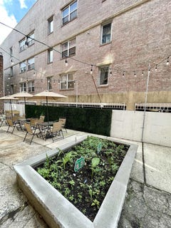 /international/us/315-56th-st-west-new-york-nj-110100725269/