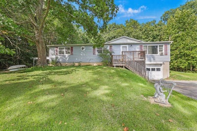 /international/us/894-wallkill-avenue-wallkill-ny-110110273778/