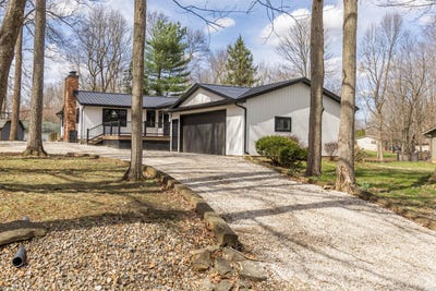/international/us/828-terrace-view-drive-howard-oh-110106982444/