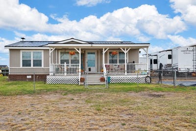 /international/us/10509-county-rd-94-midland-tx-110120465076/