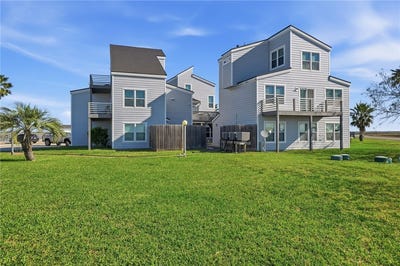 /international/us/1001-cape-velero-drive-rockport-tx-110104970429/