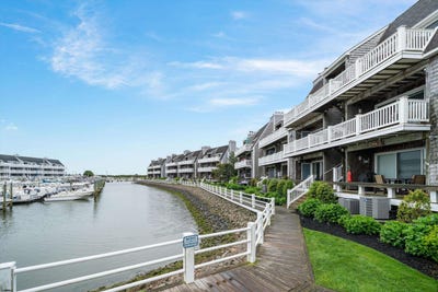 /international/us/206-harbour-cove-somers-point-nj-110108341427/