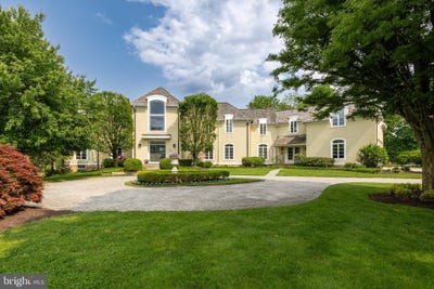 /international/us/42-landing-court-moorestown-nj-110088165476/
