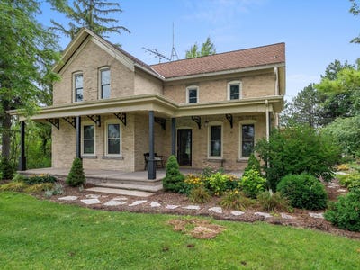/international/us/w4072-county-road-c-plymouth-wi-110110099470/