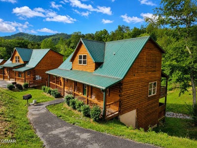 /international/us/2933-fiddlers-creek-way-pigeon-forge-tn-110108346873/