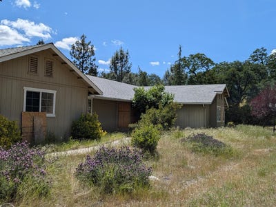 /international/us/42478-nelder-heights-drive-oakhurst-ca-110107728264/