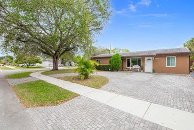 /international/us/6500-sw-16th-court-north-lauderdale-fl-110106455242/