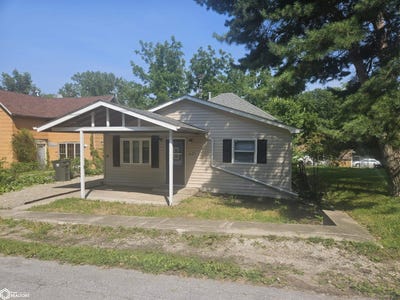 /international/us/647-maple-street-lehigh-ia-110101474276/
