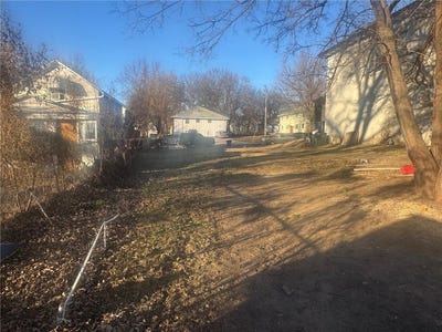 /international/us/319-osage-street-leavenworth-ks-110104455209/