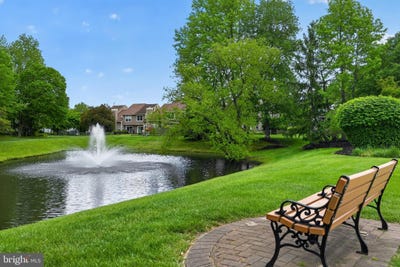 /international/us/51-kettlebrook-drive-mount-laurel-nj-110109056953/