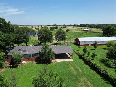 /international/us/7688-e-129-road-holdenville-ok-110109137213/