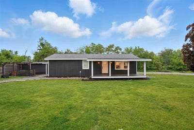 /international/us/905-holiday-ln-coralville-ia-110099662585/