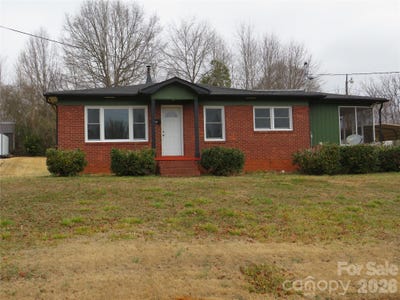 /international/us/274-georgia-street-spindale-nc-110105852513/