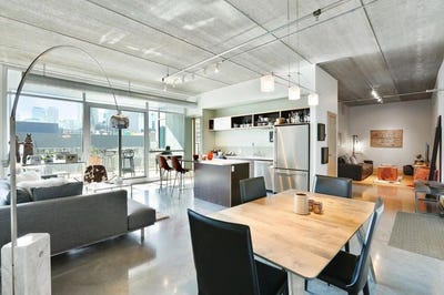 /international/us/345-6th-avenue-n-minneapolis-mn-110108426081/