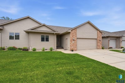 /international/us/3205-s-lupine-pl-sioux-falls-sd-110108910982/