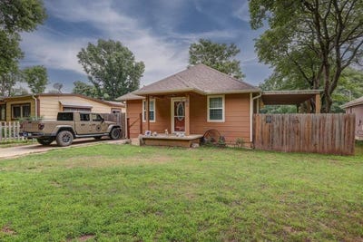 /international/us/1322-north-15th-arkansas-city-ks-110108720882/