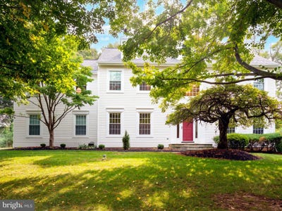 /international/us/1666-fairfield-road-yardley-pa-110109994744/