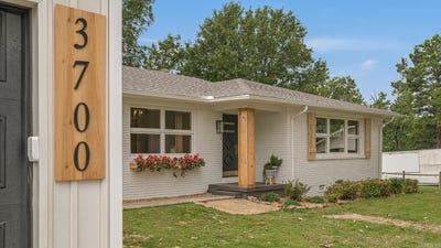 /international/us/3700-w-kingshighway-paragould-ar-110109760425/