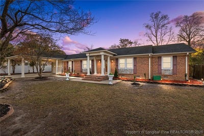 /international/us/627-garfield-drive-fayetteville-nc-110097875448/?lang=en