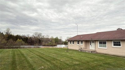 /international/us/1110-w-helton-road-scottsburg-in-110107078976/