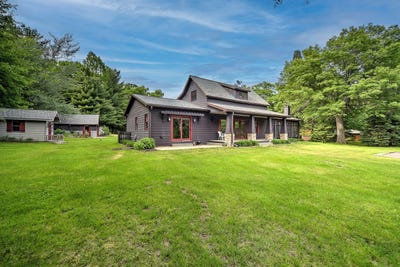 /international/us/28300-e-bass-lake-road-danbury-wi-110108496902/