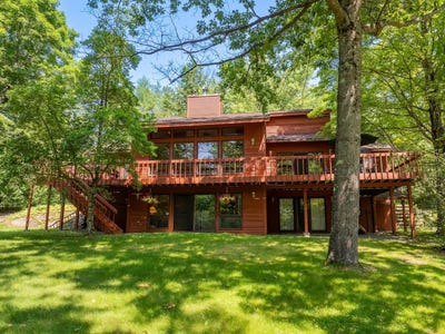 /international/us/32-beech-hill-road-campton-nh-110101065271/