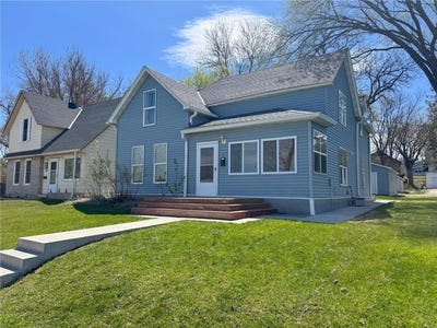 /international/us/514-e-hampden-avenue-fergus-falls-mn-110105971150/