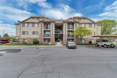 /international/us/8066-n-ridge-loop-e-eagle-mountain-ut-110107820408/