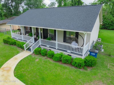 /international/us/75-w-plant-avenue-homerville-ga-110108424418/