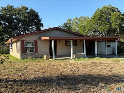 /international/us/218-graham-road-kenedy-tx-110102579009/