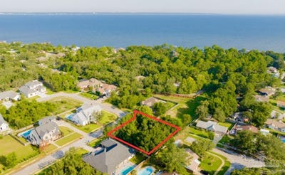 /international/us/00-manor-cir-gulf-breeze-fl-110101499237/