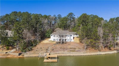 /international/us/1689-river-oaks-drive-jacksons-gap-al-110106309189/