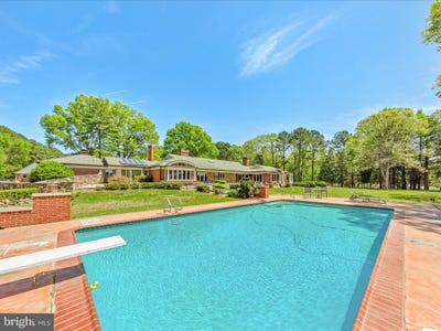 /international/us/6976-travelers-rest-circle-easton-md-110107727230/