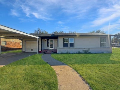 /international/us/211-oak-roscoe-tx-110104108806/