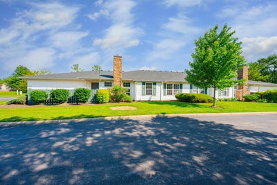 /international/us/2420-crystal-springs-drive-hilliard-oh-110108409790/