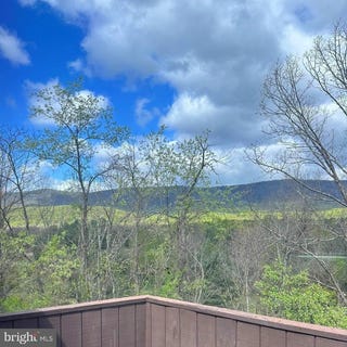 /international/us/274-the-hill-basye-va-110108610979/