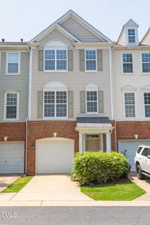 /international/us/4933-wyatt-brook-way-raleigh-nc-110099959834/
