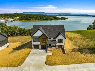 /international/us/415-hampton-way-dandridge-tn-110094087341/