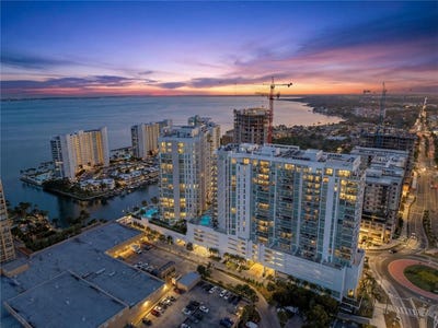 /international/us/301-quay-commons-sarasota-fl-110104613438/