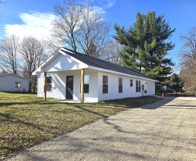 /international/us/517-e-state-road-hastings-mi-110108477471/