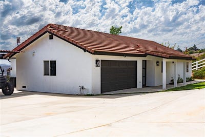 /international/us/10432-couser-valley-center-ca-110119290946/