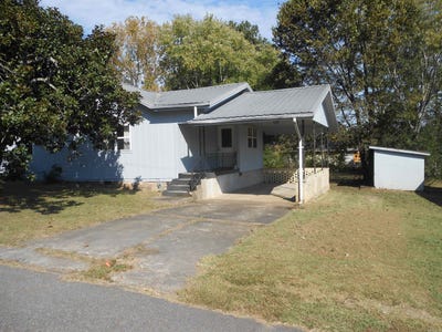 /international/us/136-third-st-clinton-ar-110102879037/