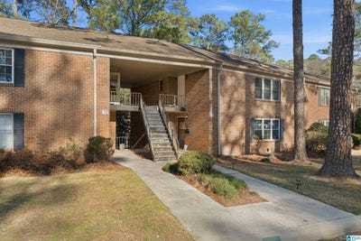 /international/us/2087-montreat-circle-vestavia-hills-al-110107723131/