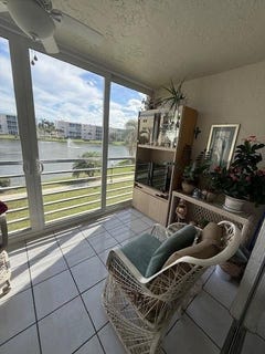 /international/us/324-se-10th-street-dania-beach-fl-110107931652/
