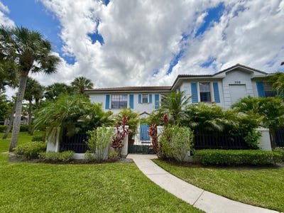 /international/us/359-prestwick-circle-palm-beach-gardens-fl-110108499322/