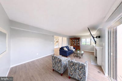 /international/us/18428-point-seneca-place-germantown-md-110107309247/
