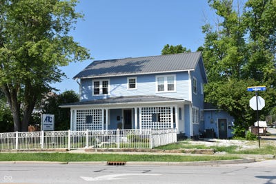/international/us/124-s-indiana-street-mooresville-in-110101593994/