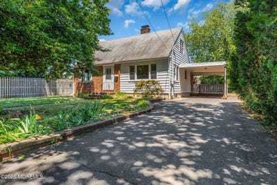 /international/us/22-rumson-place-little-silver-nj-110108826855/