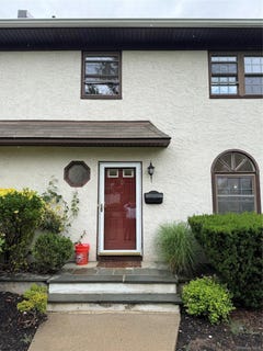 /international/us/48-somerset-drive-suffern-ny-110108998345/